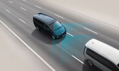 Forward Collision-avoidance Assist (FCA) in the all-new Hyundai STARIA MPV.