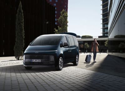 The all-new Hyundai STARIA multi-purpose vehicle pictured from the front.