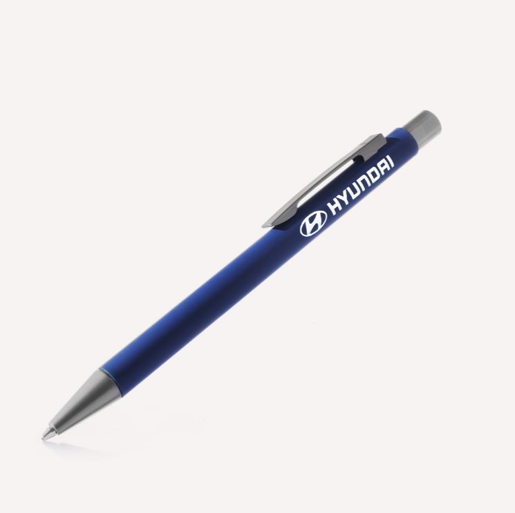 Ручка с покрытием софт-тач и лого "hyundai", синяя