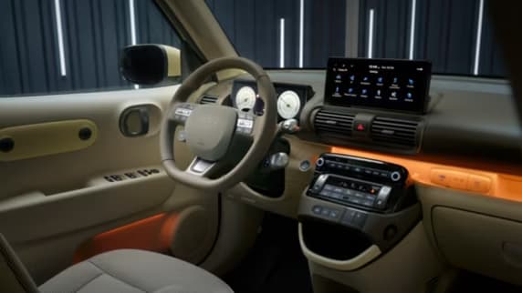 hyundai-inster-premiere-interior-kv_Featured Content Teasers Desktop.jpg